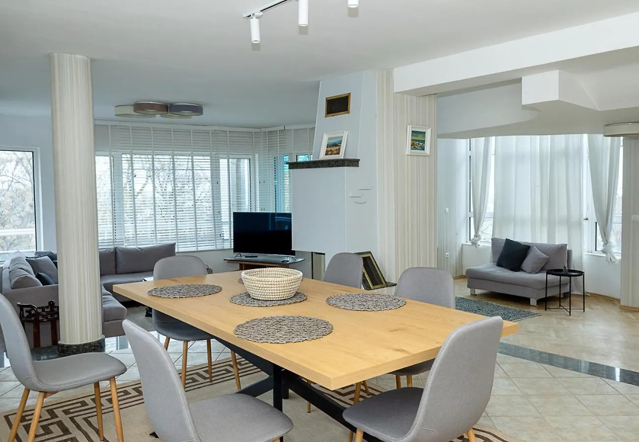 3Bd Maisonette With Sea Views - Next To Sea Garden By Flat Mаnаger Varna